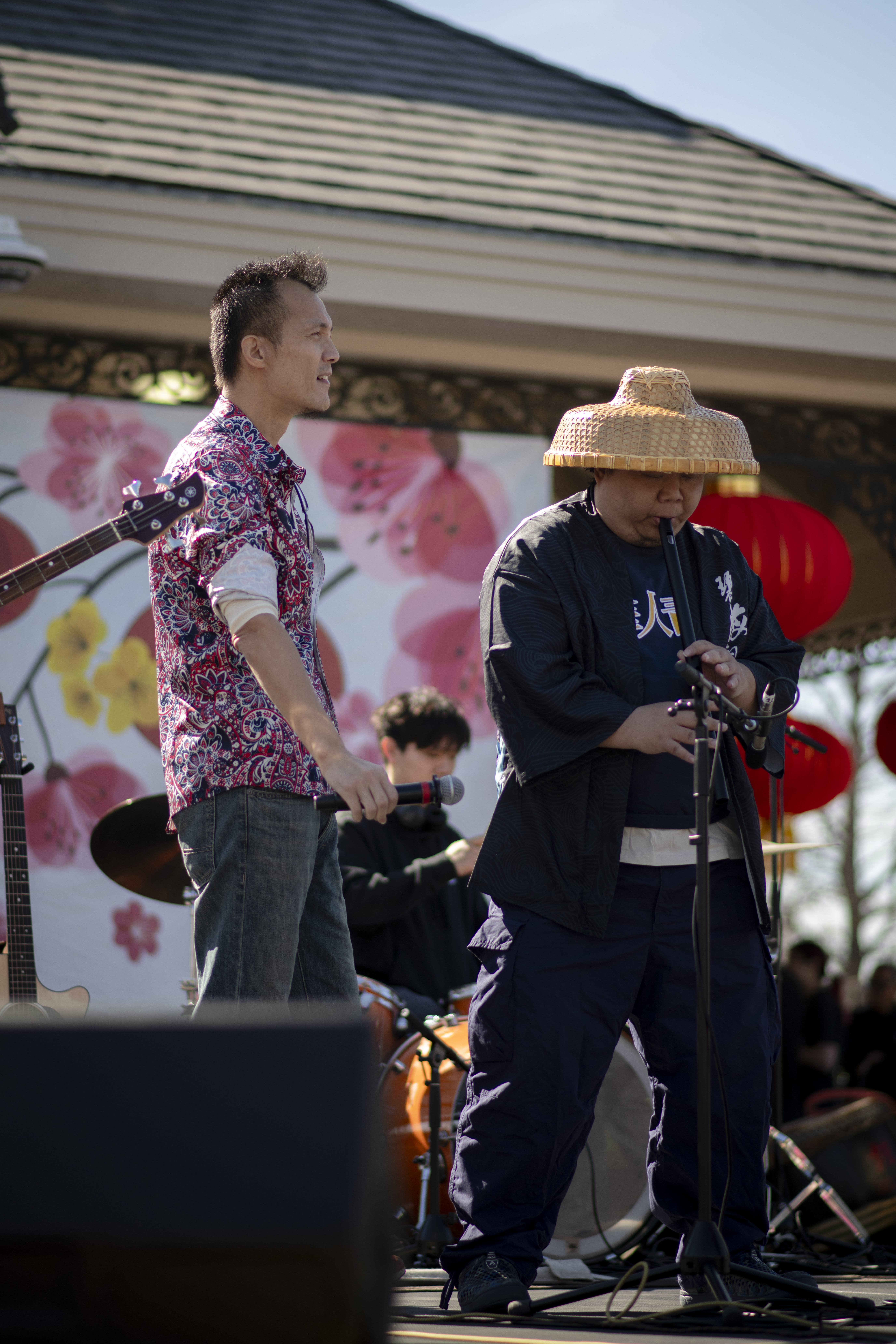 Zhen and Parvel on stage